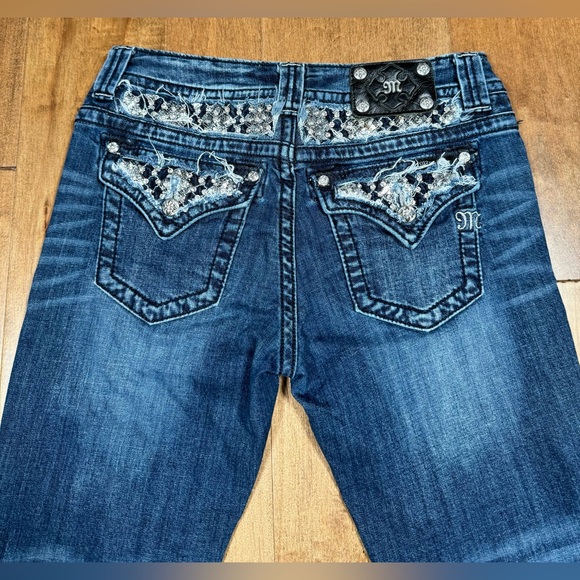 Miss Me Boyfriend Capri Denim Jeans Bling Embroidered Y2K Sequin Women's Sz 28 - Picture 4 of 10